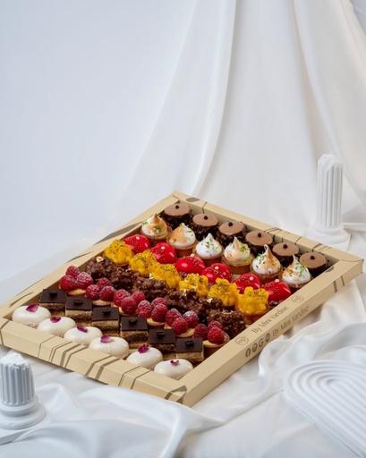 GRAND PLATEAU SOIREE